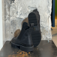 schuhe trippen stiefel schwarz halbhoch translate