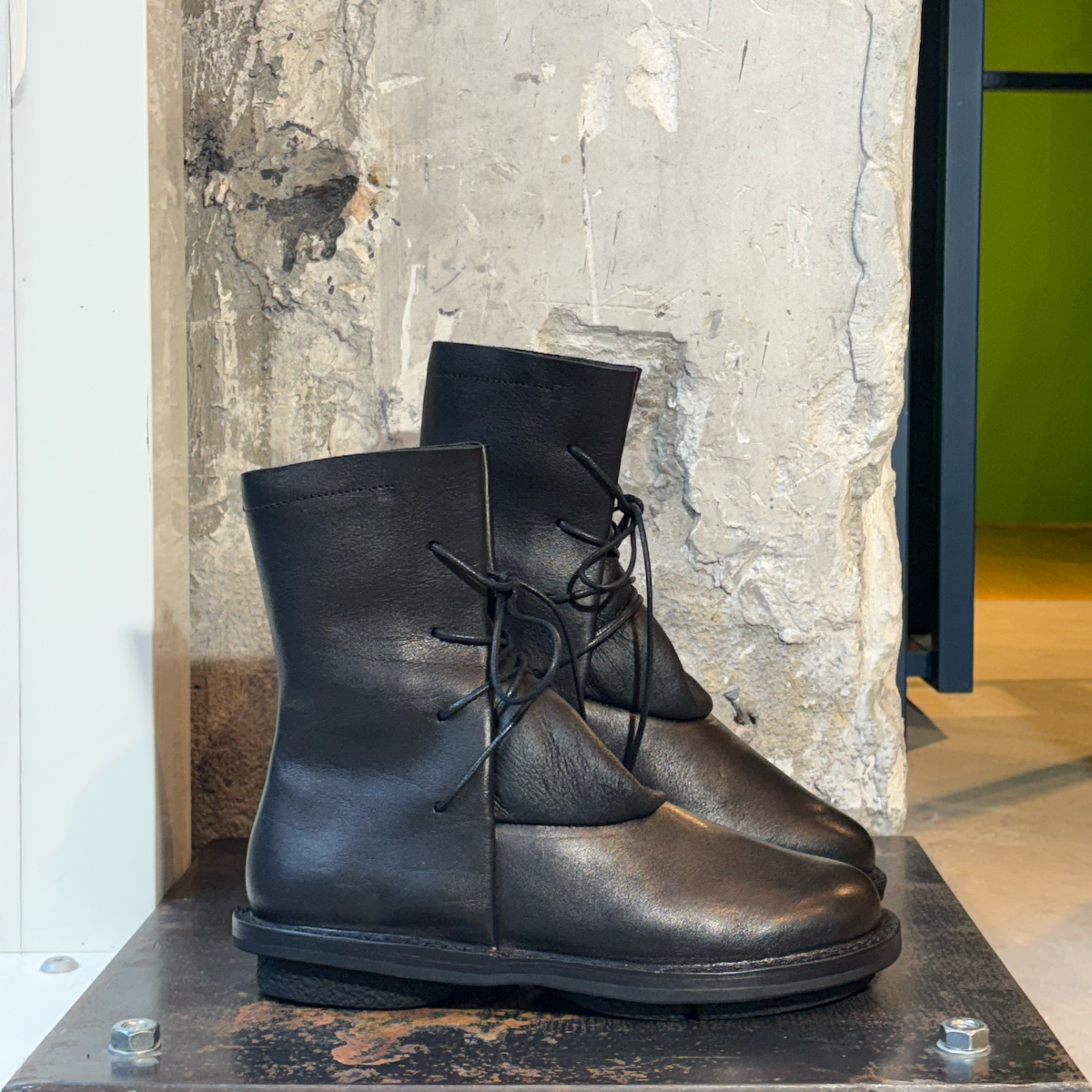 schuhe trippen stiefel schwarz gefüttert curtain