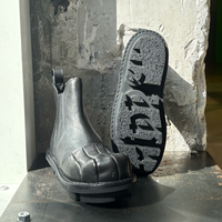 schuhe trippen schwarz stiefelette surge