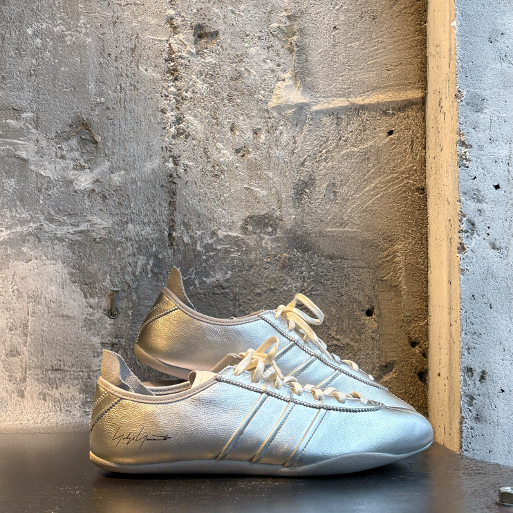 schuhe y-3 tokyo silber ki4349 dacapo aachen