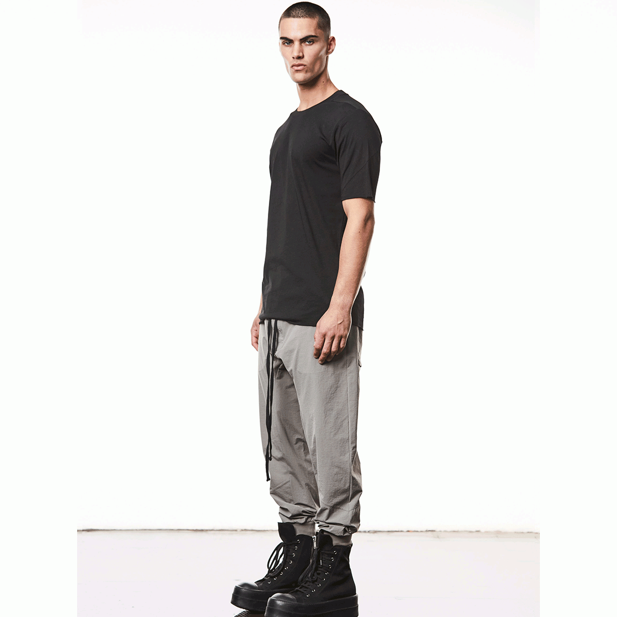t-shirt thom krom