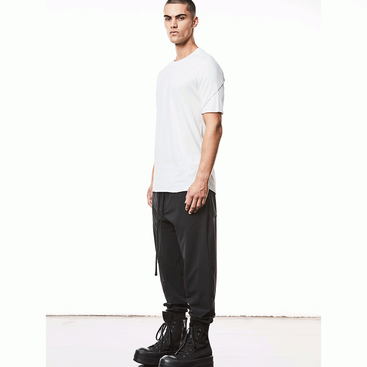 t-shirt thom krom