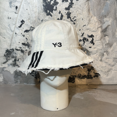 hut y-3 
